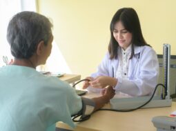 The Role of Internal Medicine in Long-Term Health Management